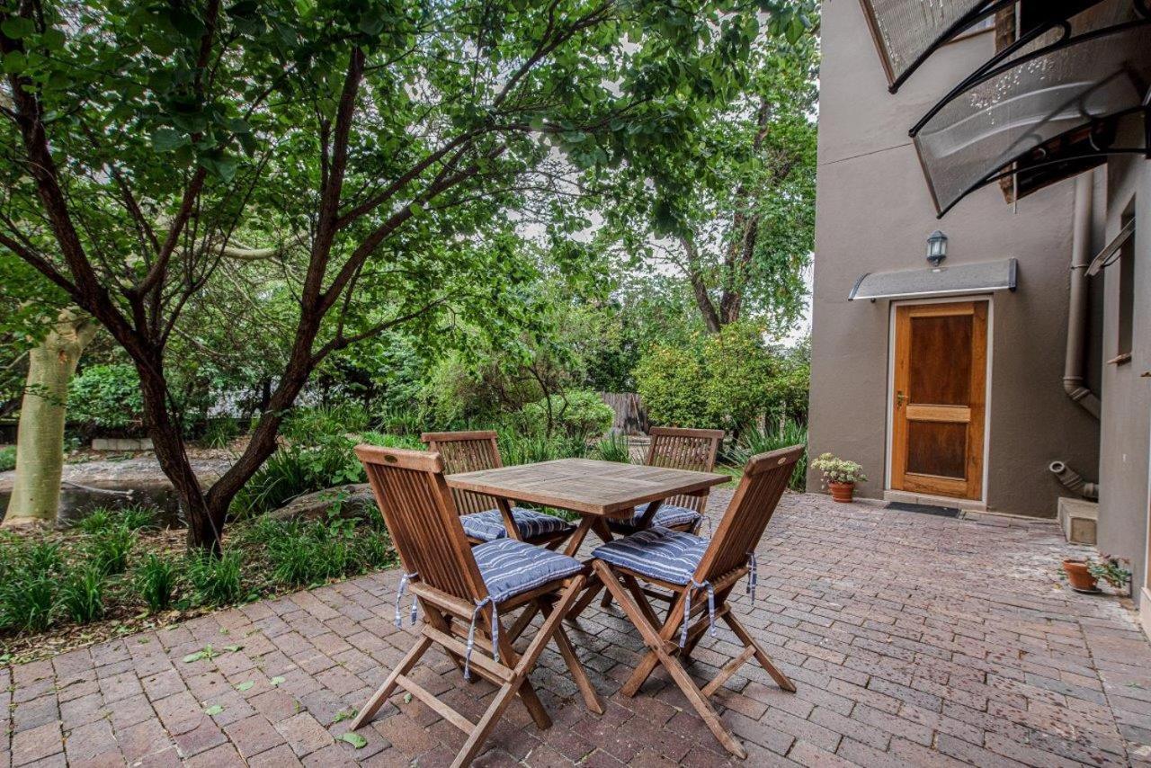 Wild Olive Executive Suite Johannesbourg Extérieur photo